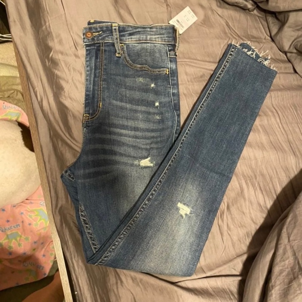 SOLD Jeans